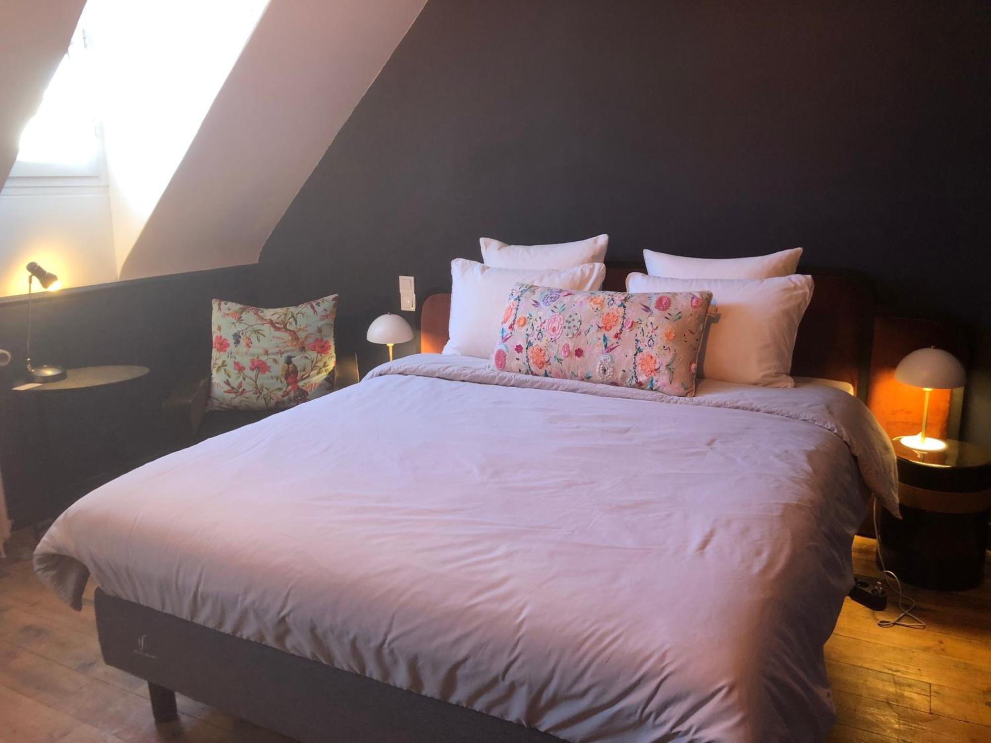 La Maison Aux Murs Anciens Et Ses Chambres 塔布 外观 照片