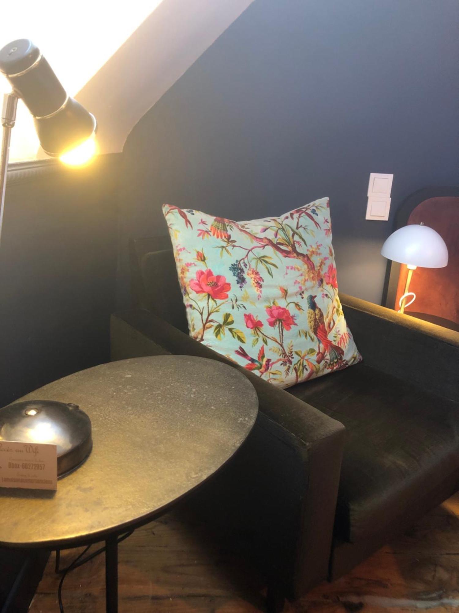 La Maison Aux Murs Anciens Et Ses Chambres 塔布 外观 照片