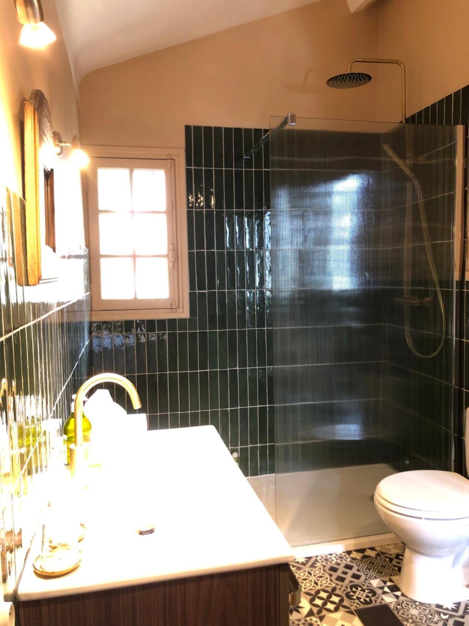 La Maison Aux Murs Anciens Et Ses Chambres 塔布 外观 照片